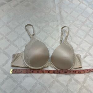 Maidenform Comfort Devotion 36B bra